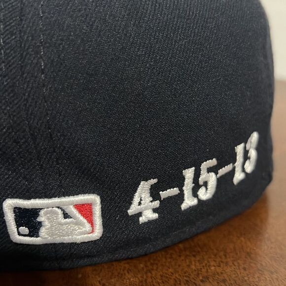 🔥⚾️ BOSTON RED SOX New Era 59Fifty On Field Fitted Hat - PERFECT!!! - Sz 7 - Picture 5 of 7